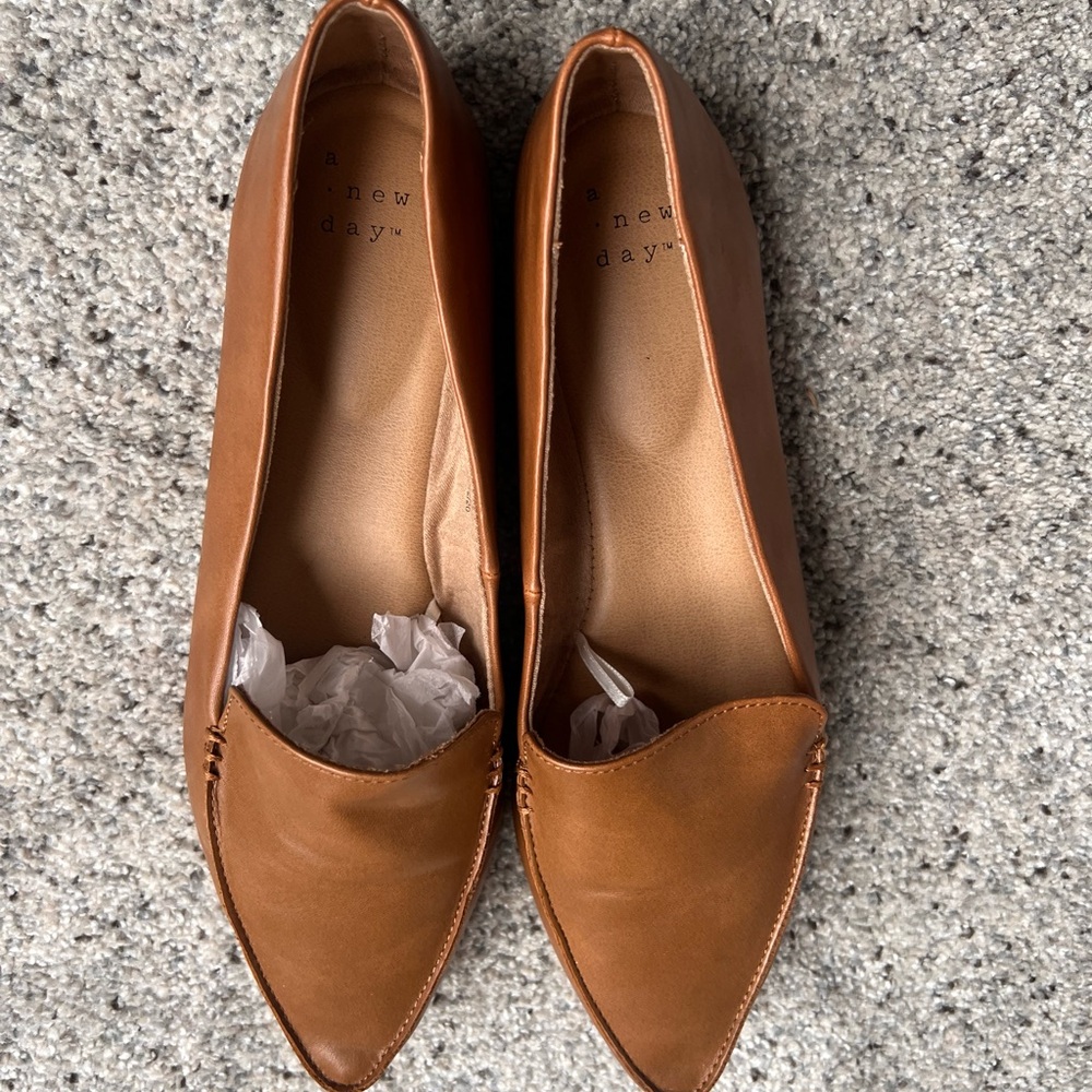 A New Day Women's Tan Loafers Sz 8.5